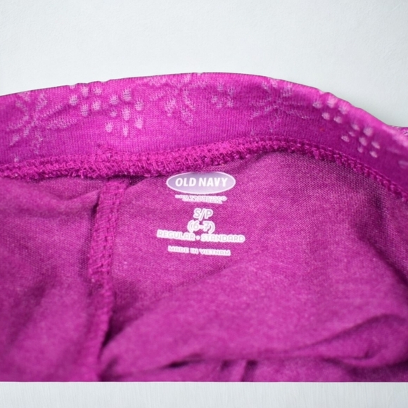 Two Girl's Old Navy Skirts (S6-7) - Picture 5 of 9